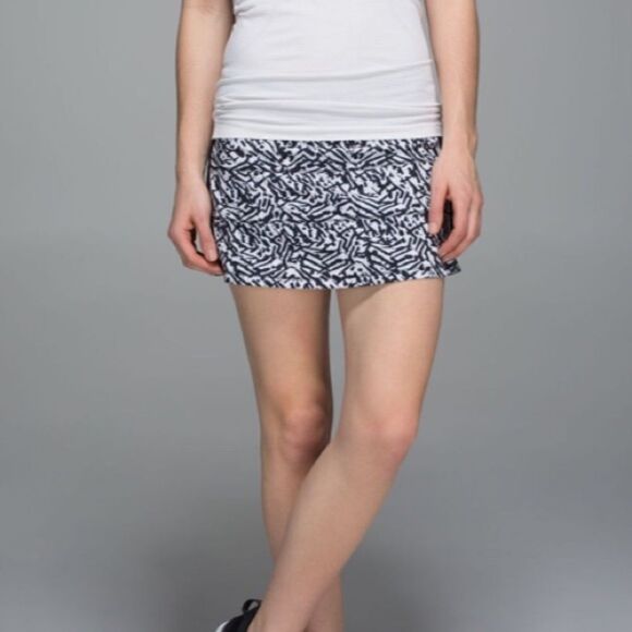 𝅺lululemon Pace Rival Skirt II Brushed Animal - Picture 4 of 12